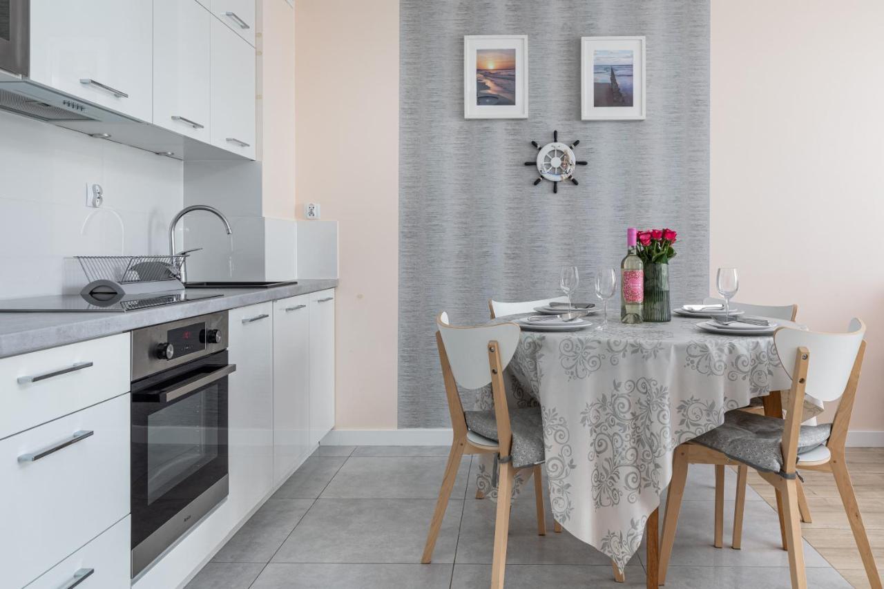Blizej Morza II Apartament Z Garazem By Renters Appartamento Kołobrzeg Esterno foto